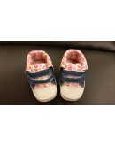 Scarpe bimba jeans e fiori rosa Scarpe bimba jeans e fiori rosa